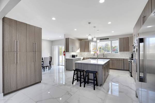 98 Hollywood Avenue, West Long Branch, NJ 07764