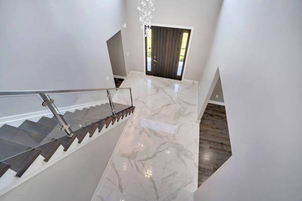 98 Hollywood Avenue, West Long Branch, NJ 07764