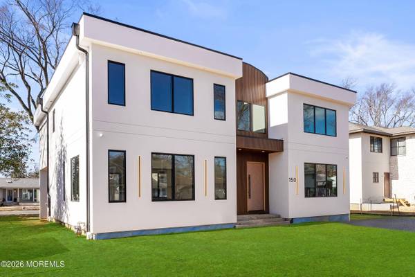 150 Ampere Avenue, Oakhurst, NJ 07755