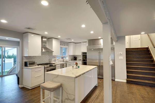 181 Larchwood Avenue, Oakhurst, NJ 07755