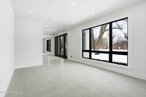 370 Wall Street, Eatontown, NJ 07724