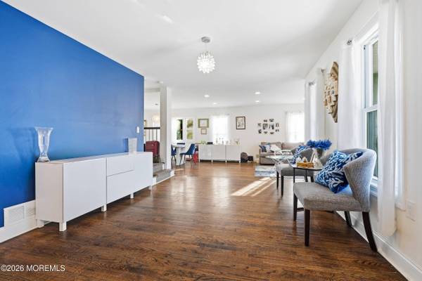 19 Carole Drive, Oakhurst, NJ 07755