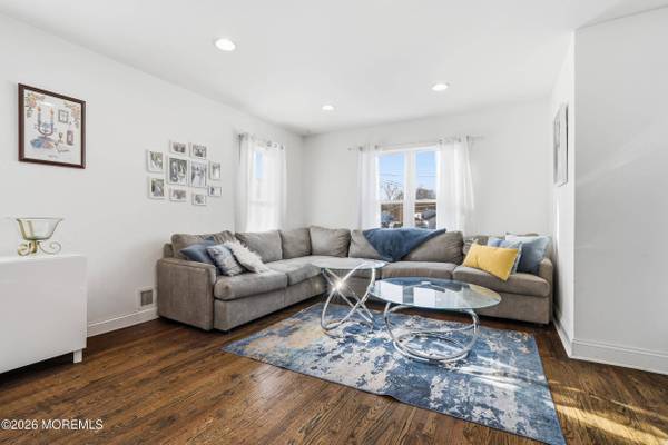 19 Carole Drive, Oakhurst, NJ 07755