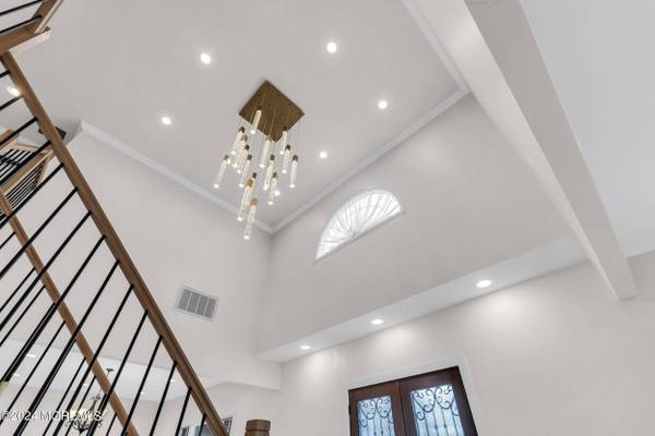 22 Meadow Lane, West Long Branch, NJ 07764