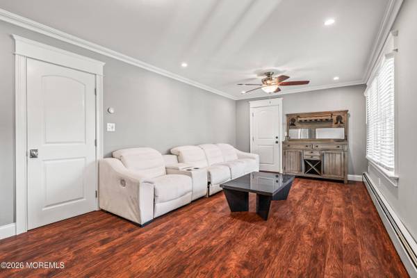 27 Branch Road, Oakhurst, NJ 07755