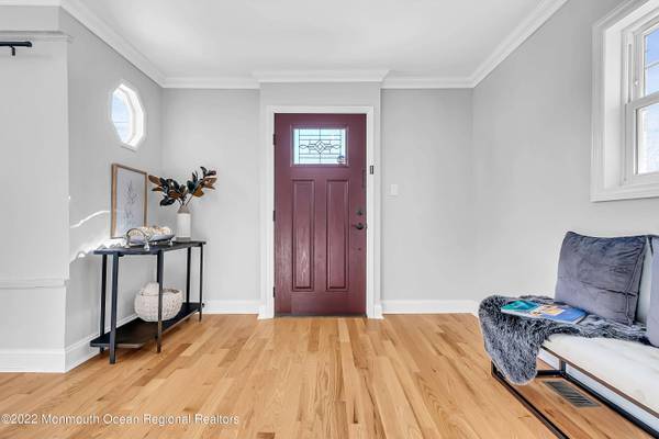 29 Monroe Street, West Long Branch, NJ 07764