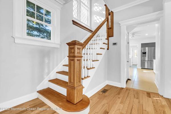 29 Monroe Street, West Long Branch, NJ 07764