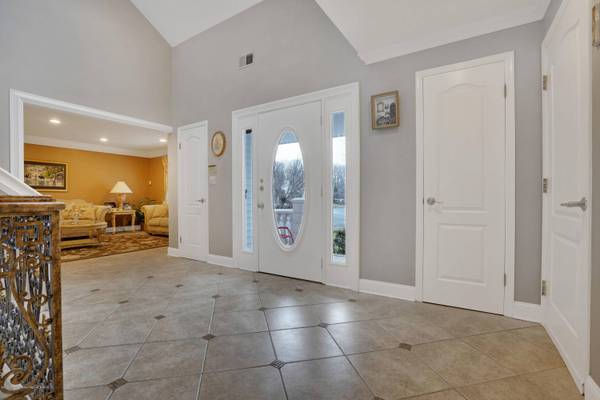 90 Georgetown Road, Eatontown, NJ 07724