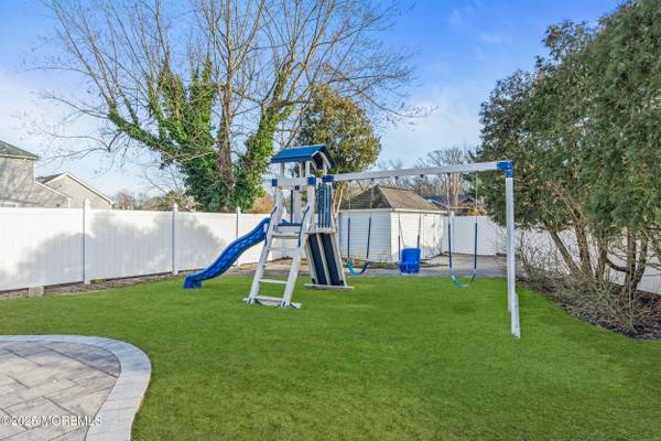 2 Windsor Drive, West Long Branch, NJ 07764