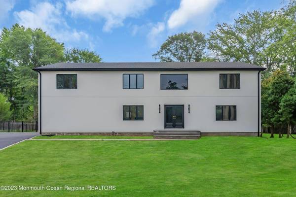 265 Whalepond Road, Oakhurst, NJ 07755