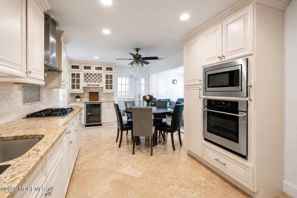 41 Poplar Avenue, West Long Branch, NJ 07764