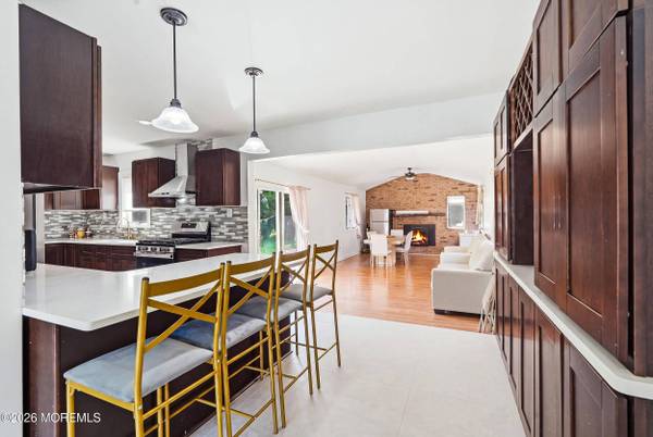38 Hilltop Road, West Long Branch, NJ 07764