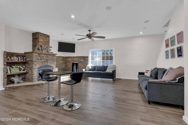 3745 W Park Avenue, Oakhurst, NJ 07755