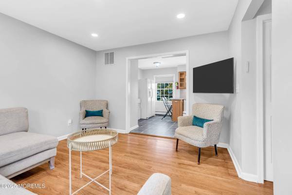 11 Pinewood Avenue, West Long Branch, NJ 07764