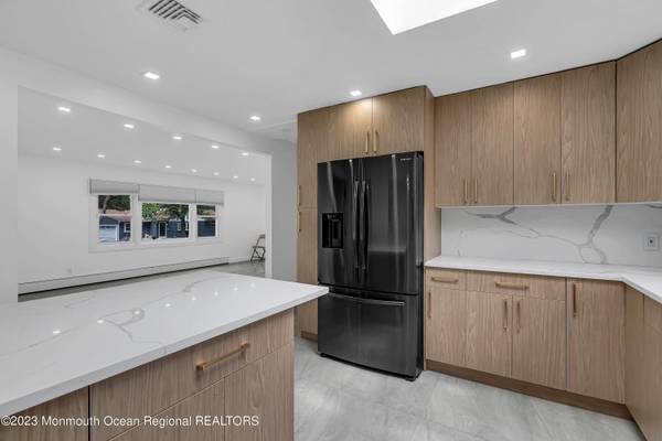 6 Virginia Terrace, West Long Branch, NJ 07764