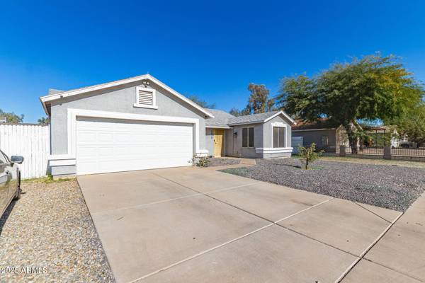 6826 W CRITTENDEN Lane, Phoenix, AZ 85033