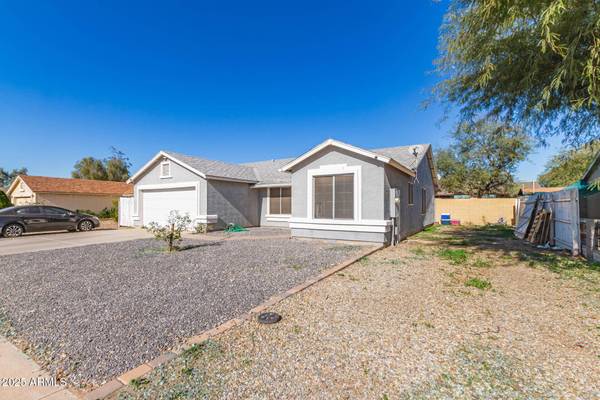 6826 W CRITTENDEN Lane, Phoenix, AZ 85033