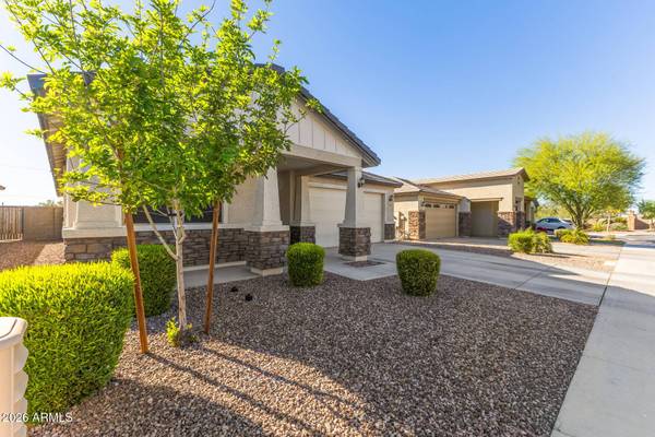 7910 N 82ND Lane, Glendale, AZ 85303
