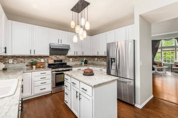 7774 Kingman Place, Lewis Center, OH 43035