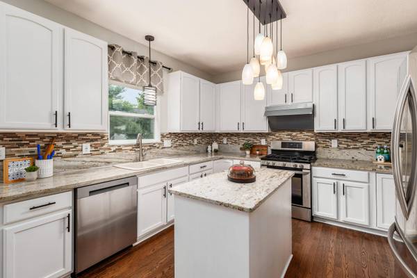 7774 Kingman Place, Lewis Center, OH 43035