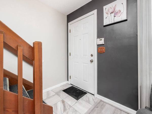 4862 Stoneybrook Boulevard #24E, Hilliard, OH 43026