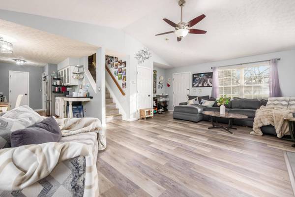 6008 Wexford Park Drive, Columbus, OH 43228