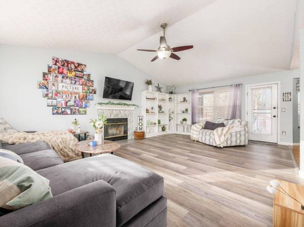 6008 Wexford Park Drive, Columbus, OH 43228