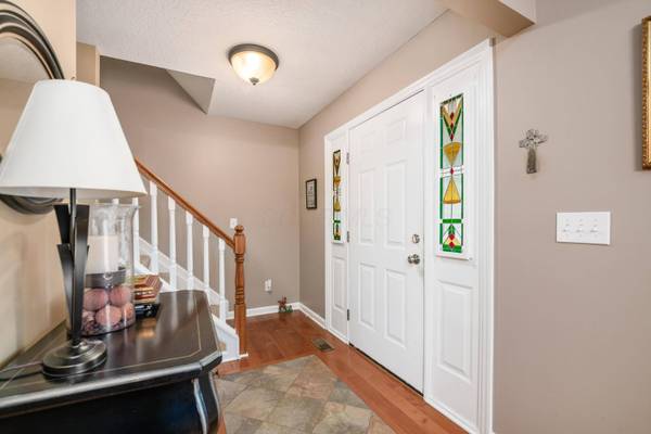 4762 River Run Drive, Hilliard, OH 43026