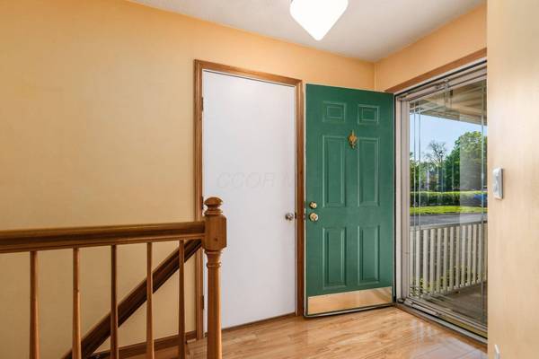6993 Greensview Village Drive, Canal Winchester, OH 43110