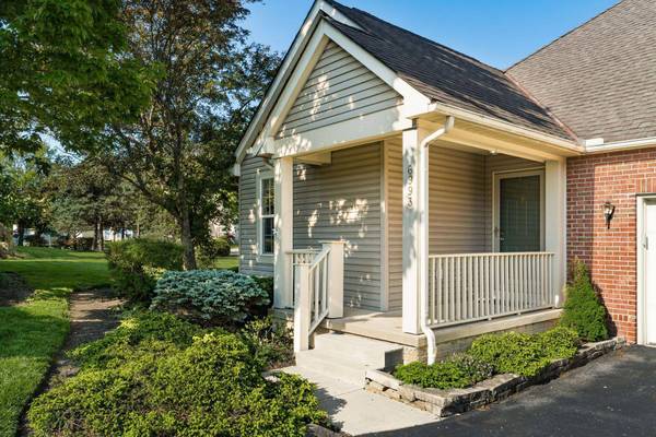 6993 Greensview Village Drive, Canal Winchester, OH 43110