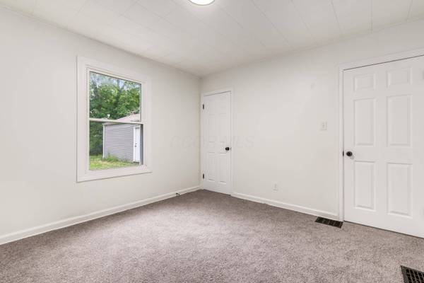 1635 S Champion Avenue, Columbus, OH 43207