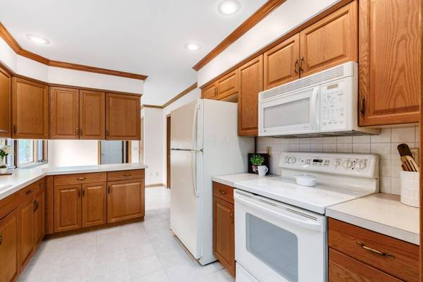 5717 Newgate Road, Dublin, OH 43017