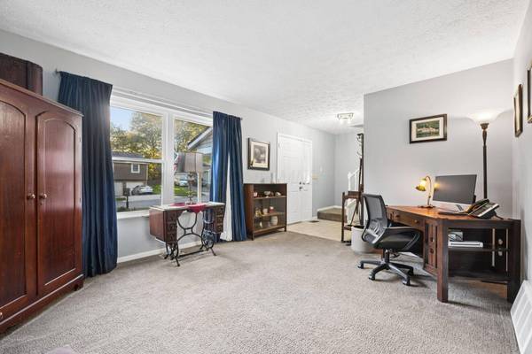 8818 Greenburg Drive, Powell, OH 43065