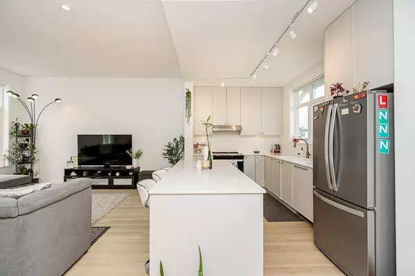 14151 58A #51, Surrey, BC V3X0L1