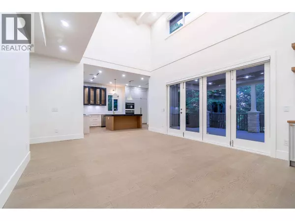 882 ENGLISH BLUFF ROAD, Delta, BC V4M2N5