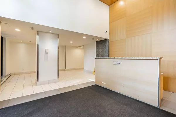 13380 108 AVE #306, Surrey, BC V3T 0E7