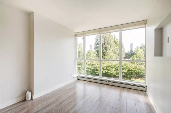 13380 108 AVE #306, Surrey, BC V3T 0E7