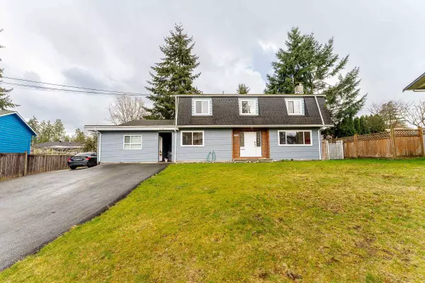 12764 104a AVE, Surrey, BC V3V 6C1