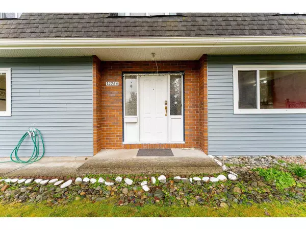 12764 104A AVENUE, Surrey, BC V3V6C1