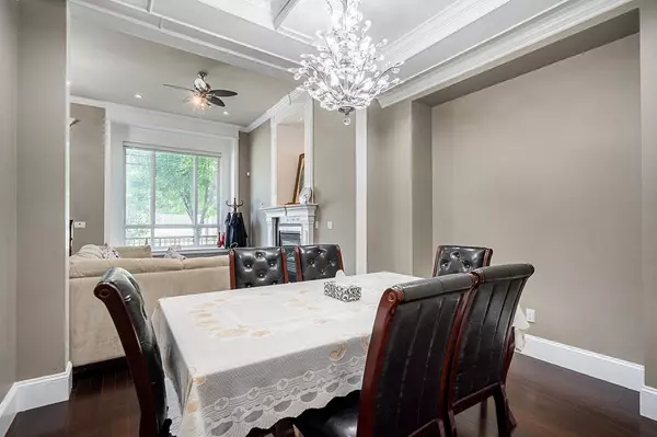 5909 125 ST, Surrey, BC V3X 1X2