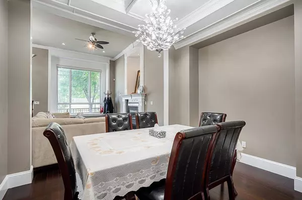 5909 125 STREET, Surrey, BC V3X1X2