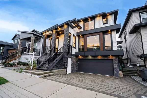 10643 124a ST, Surrey, BC V3V 0E2