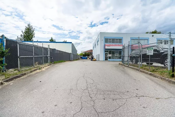 12318 84 AVE #24, Surrey, BC V3W0N2