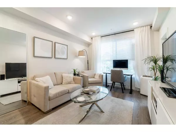 15351 101 AVE #317, Surrey, BC V3R0G2