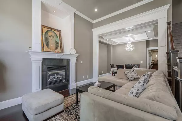 5909 125 ST, Surrey, BC V3X 1X2