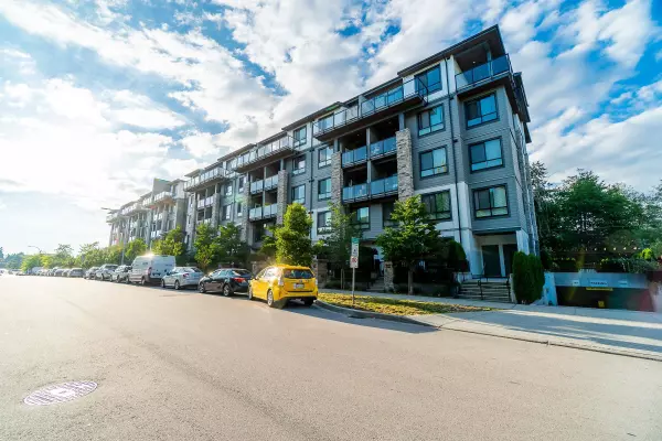 15351 101 AVE #317, Surrey, BC V3R 0G2