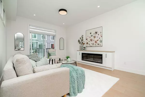 2525 156 ST #6, Surrey, BC V3P 1C7