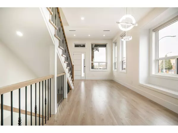 10648 124 STREET, Surrey, BC V3V0E2