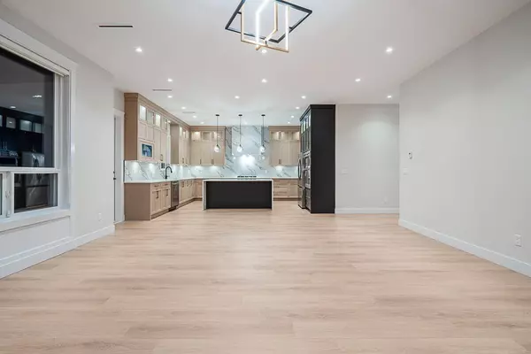 10671 127A STREET, Surrey, BC V3V5L7