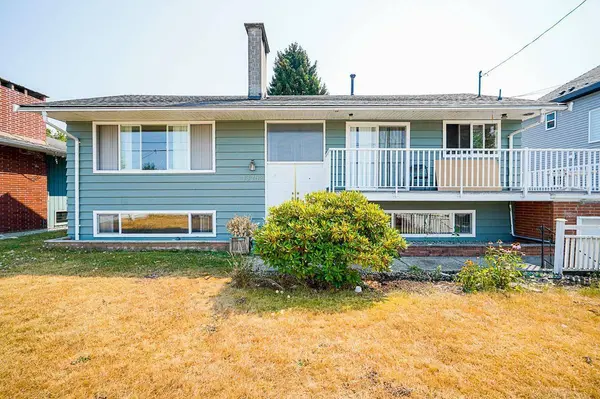 13792 112 AVENUE, Surrey, BC V3R2G3